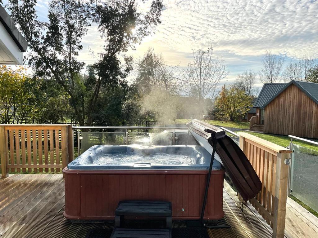 Sparrowhawk Cottage With Hot Tub Newton Stewart Ngoại thất bức ảnh